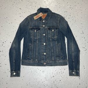 Levi's Women's Classic Trucker Denim Jean Jacket Belle Blue Medium
